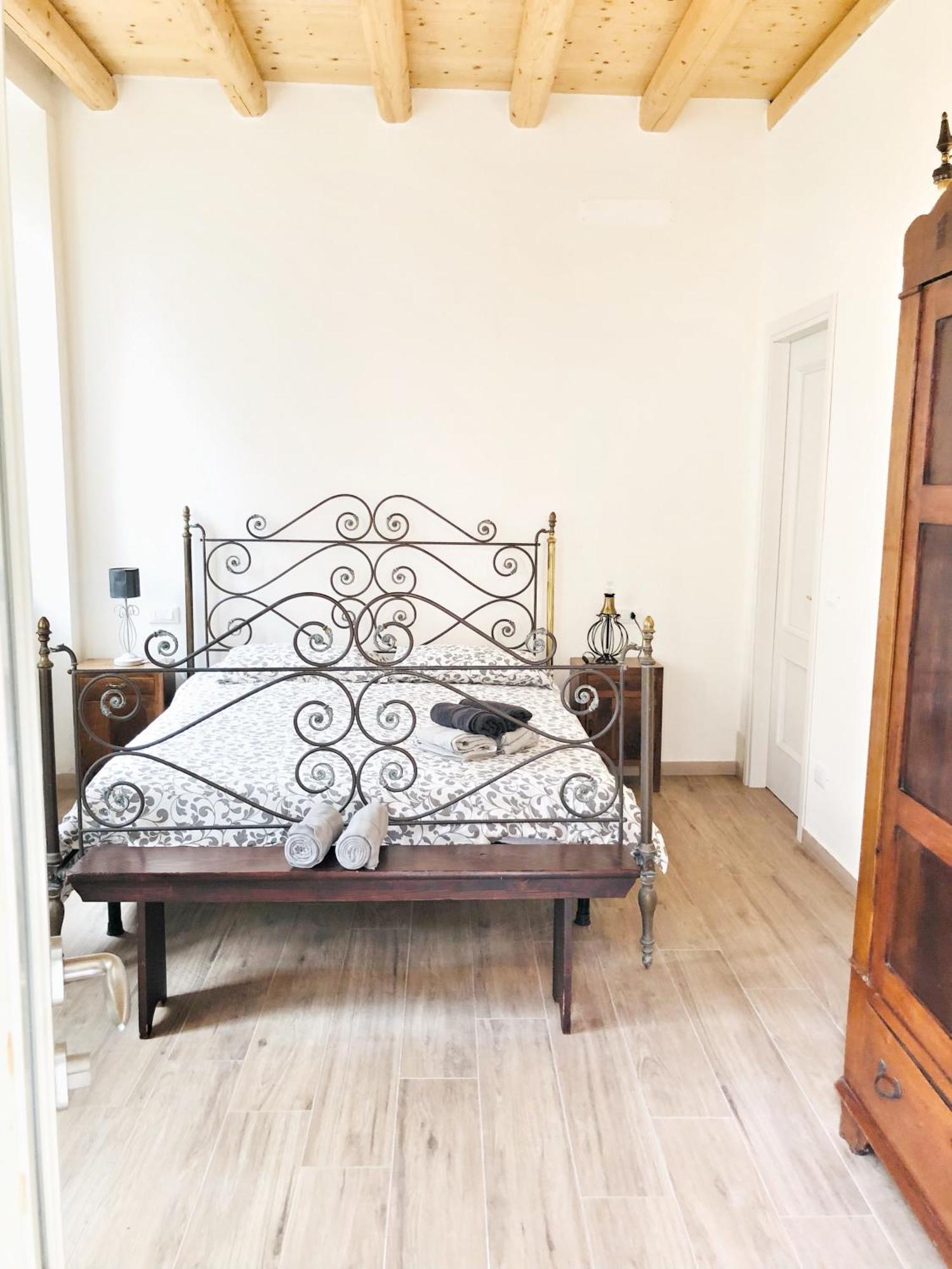 Bed and Breakfast Casa Barteei Monte Isola Exterior foto